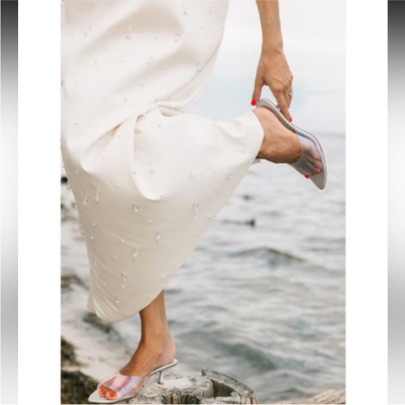 NWT Antonio Melani
× Elizabeth Damrich Glass Stretch
Mikado Embellished Dress - Picture 9 of 9